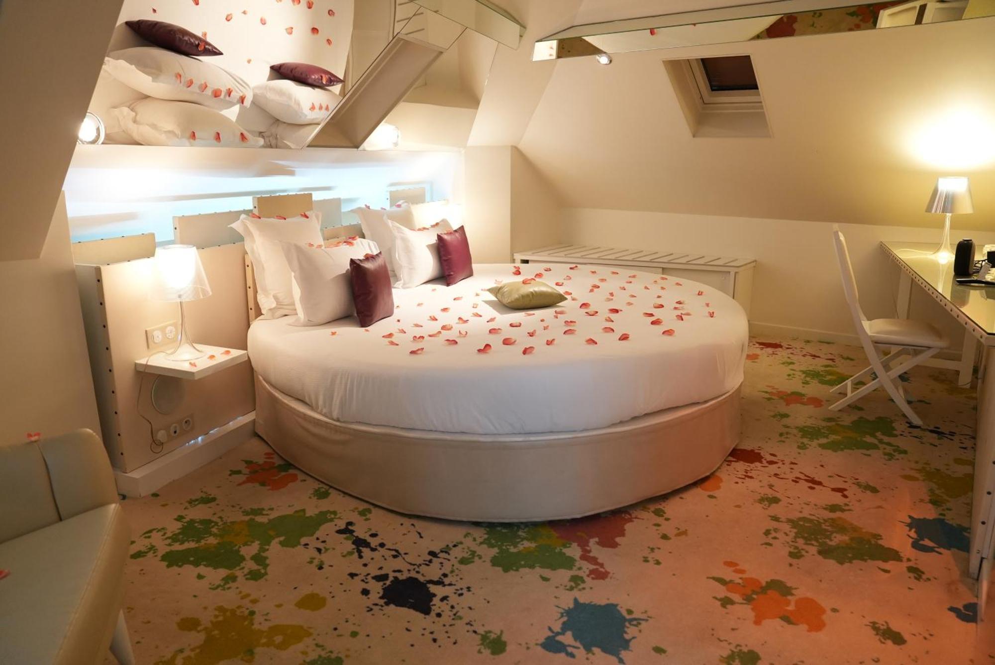 Zimmer Atelier d'Artiste – mit Whirlpool